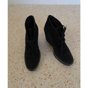 AQUATALIA VIANNA WATERPROOF SUEDE BOOTIE  - Black - Size 6.5